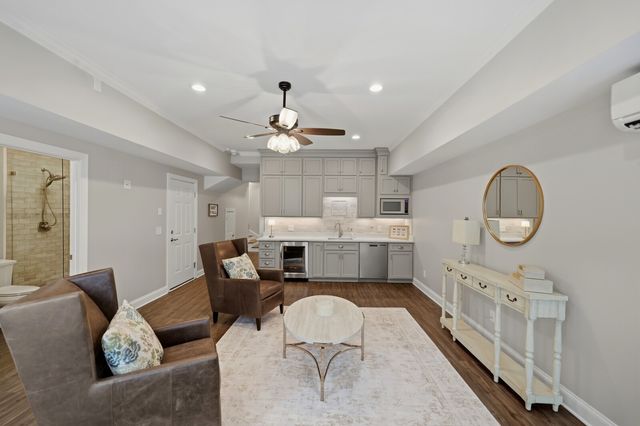 2020 Valley Brook Dr, Brentwood, TN 37027