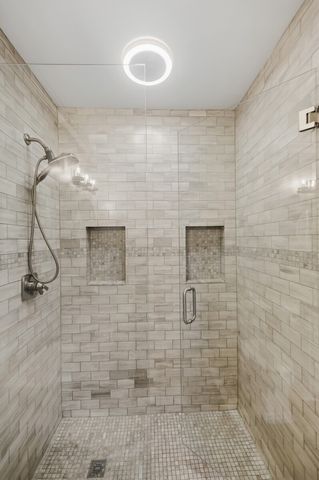 2020 Valley Brook Dr, Brentwood, TN 37027