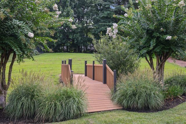 2020 Valley Brook Dr, Brentwood, TN 37027