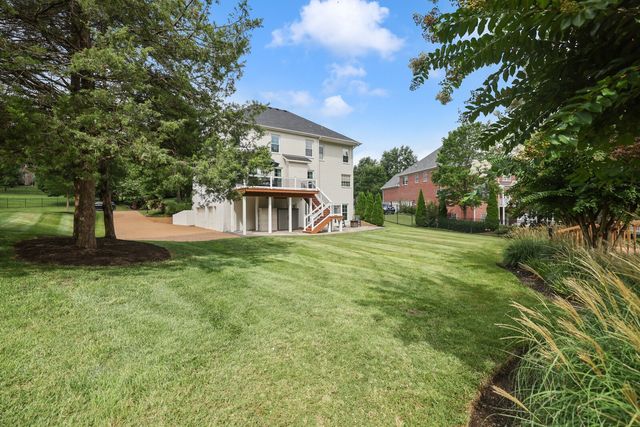 2020 Valley Brook Dr, Brentwood, TN 37027