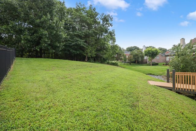 2020 Valley Brook Dr, Brentwood, TN 37027