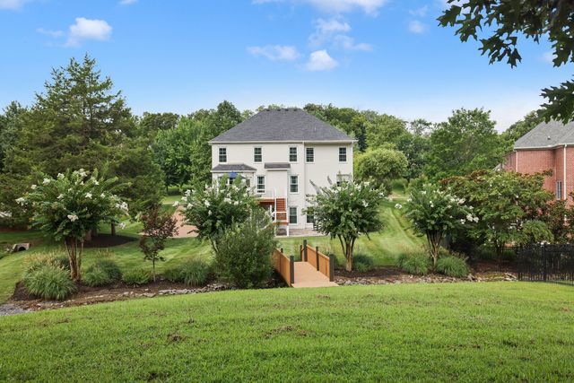 2020 Valley Brook Dr, Brentwood, TN 37027