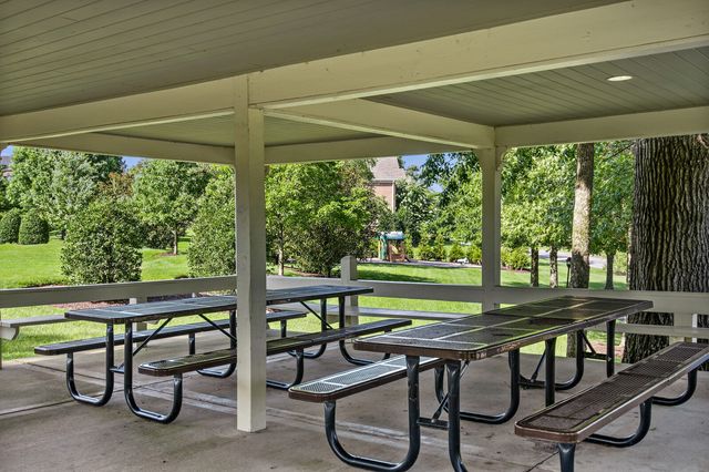 2020 Valley Brook Dr, Brentwood, TN 37027