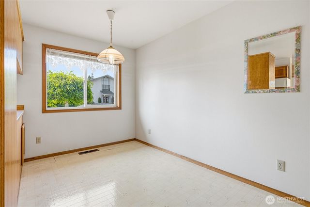 358 Cedar Drive, Lynden, WA 98264