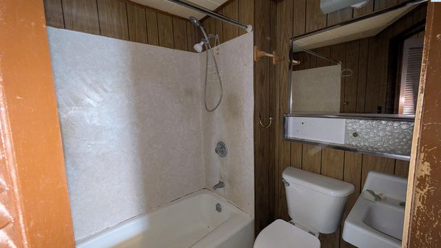 321 NW Cleveland St, Pullman, WA 99163