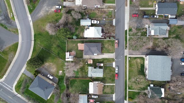 321 NW Cleveland St, Pullman, WA 99163