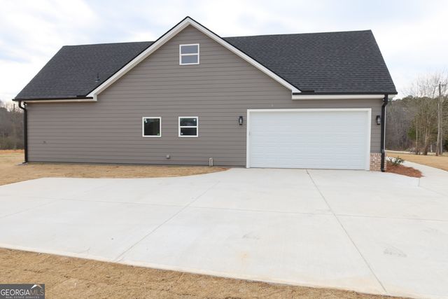 1205 Rocky Creek Road, Locust Grove, GA 30248