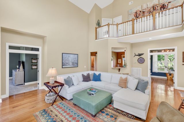 157 Giles Ln, Gallatin, TN 37066