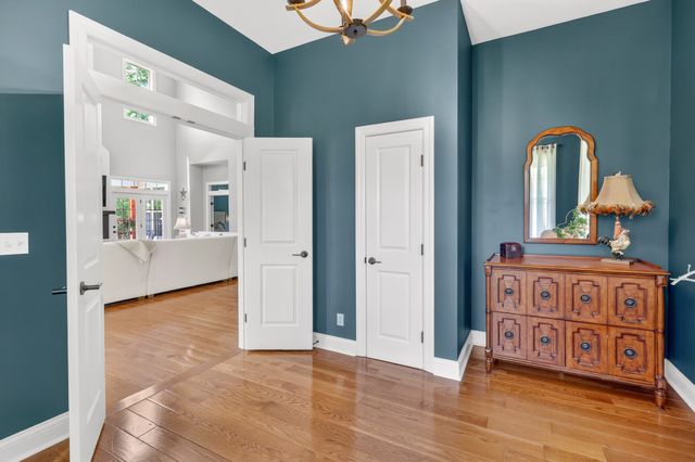 157 Giles Ln, Gallatin, TN 37066