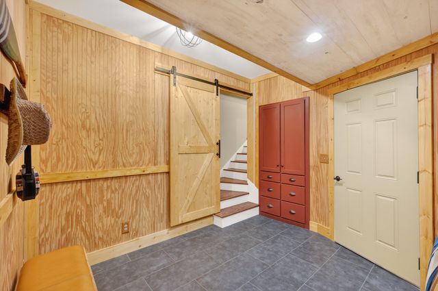 157 Giles Ln, Gallatin, TN 37066
