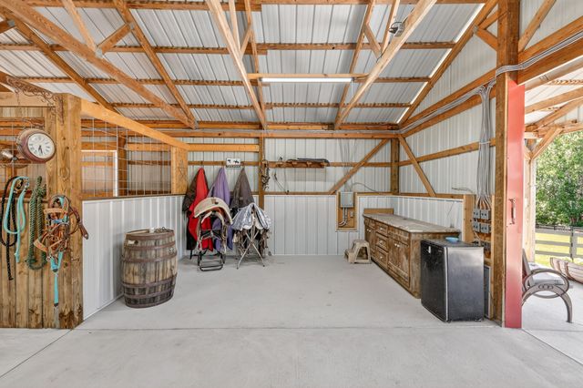 157 Giles Ln, Gallatin, TN 37066