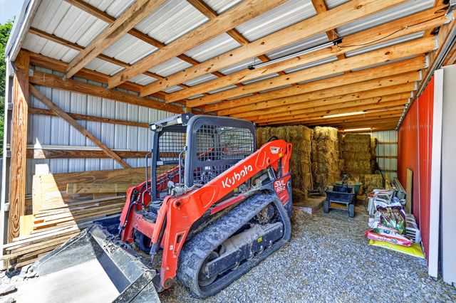 157 Giles Ln, Gallatin, TN 37066