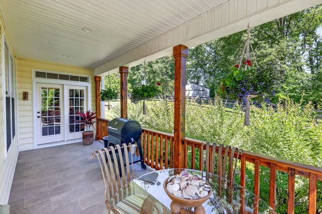 157 Giles Ln, Gallatin, TN 37066