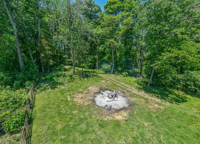 157 Giles Ln, Gallatin, TN 37066