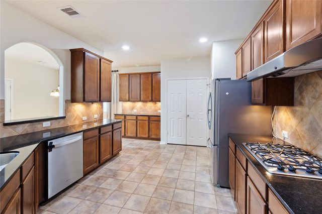 1740 N Meridian Greens Drive, Dickinson, TX 77539