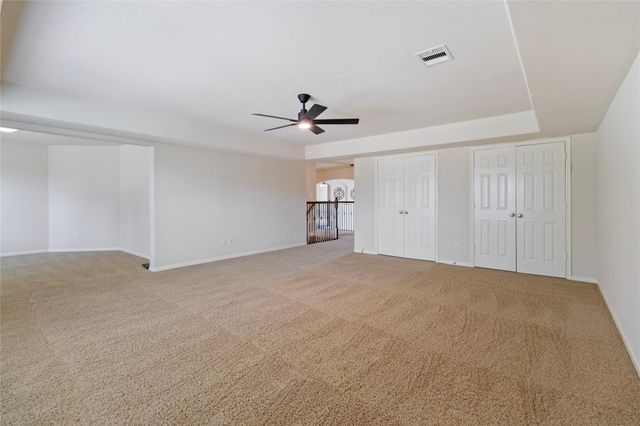 1740 N Meridian Greens Drive, Dickinson, TX 77539