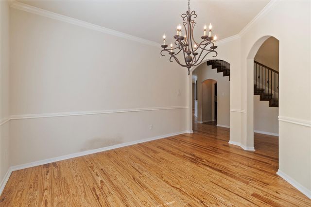 1740 N Meridian Greens Drive, Dickinson, TX 77539