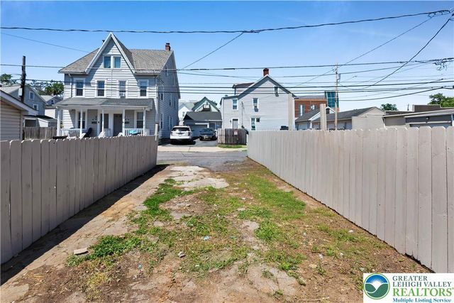 128 West Fairview Street, Bethlehem City, PA 18018