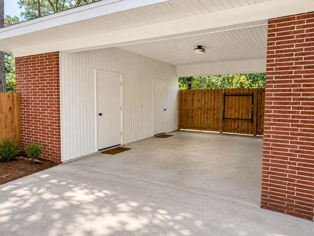 121 Rosetta Cir, Dothan, AL 36303