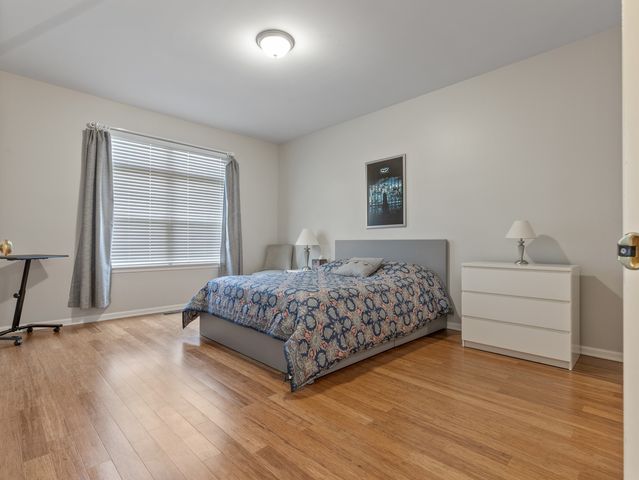 1852 Keystone Place, Schaumburg, IL 60193