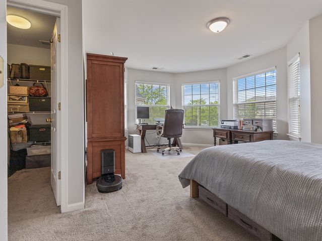 1852 Keystone Place, Schaumburg, IL 60193