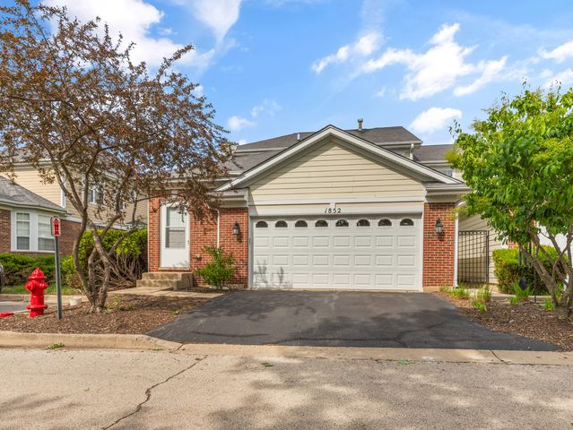 1852 Keystone Place, Schaumburg, IL 60193