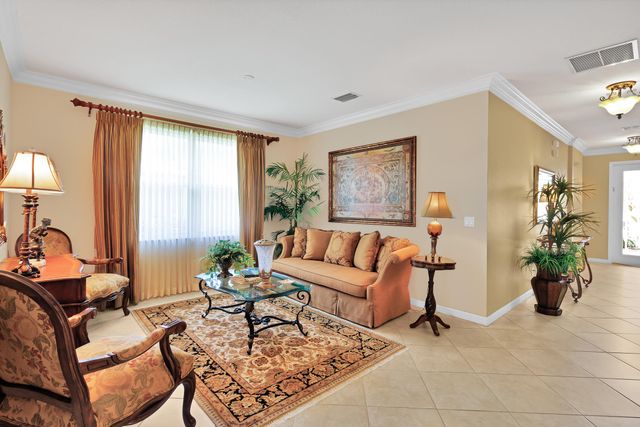 3266 Sussex Way, Vero Beach, FL 32966