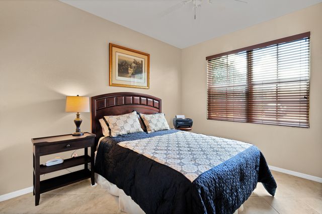 3266 Sussex Way, Vero Beach, FL 32966