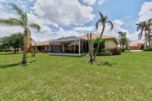 3266 Sussex Way, Vero Beach, FL 32966