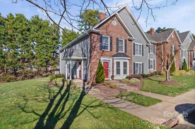 1705 Robinwood Road, Gastonia, NC 28054