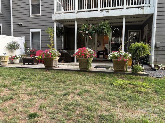 1705 Robinwood Road, Gastonia, NC 28054