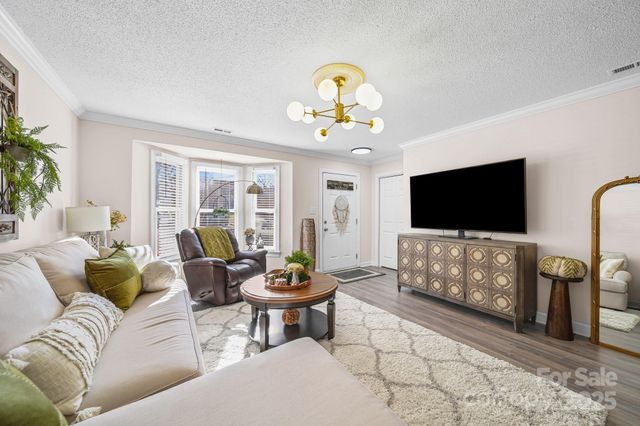 1705 Robinwood Road, Gastonia, NC 28054