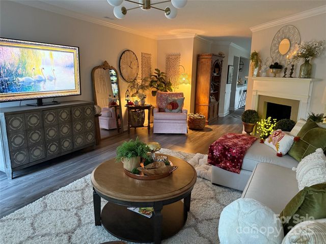 1705 Robinwood Road, Gastonia, NC 28054