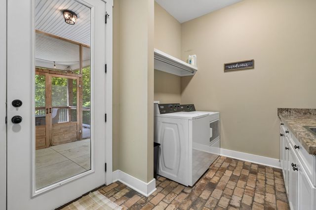 7111 Dogwood Ln, Cross Plains, TN 37049