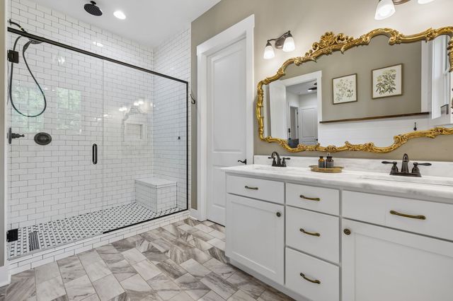 7111 Dogwood Ln, Cross Plains, TN 37049