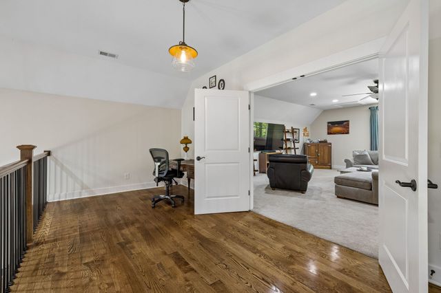 7111 Dogwood Ln, Cross Plains, TN 37049