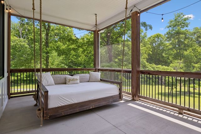 7111 Dogwood Ln, Cross Plains, TN 37049