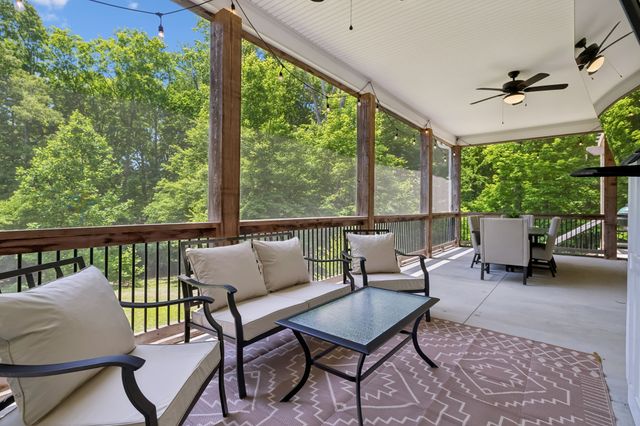 7111 Dogwood Ln, Cross Plains, TN 37049