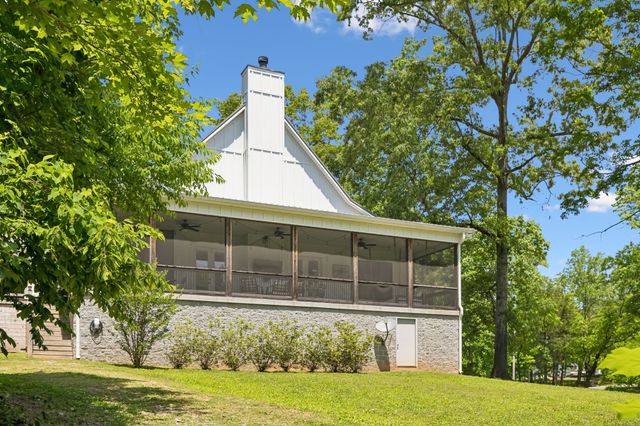 7111 Dogwood Ln, Cross Plains, TN 37049