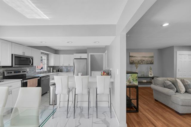 136 EAST CLINTON AVE, Bergenfield, NJ 07621