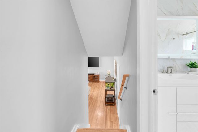 136 EAST CLINTON AVE, Bergenfield, NJ 07621