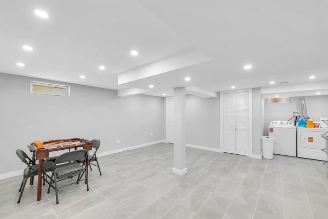 136 EAST CLINTON AVE, Bergenfield, NJ 07621