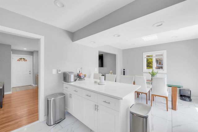 136 EAST CLINTON AVE, Bergenfield, NJ 07621