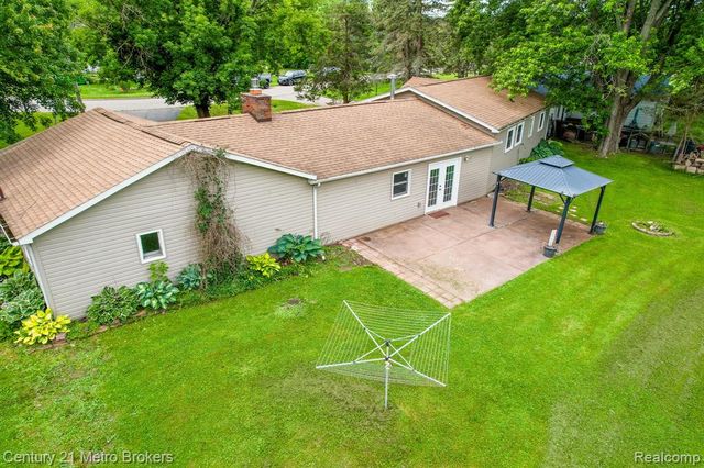 4373 Dexel Drive, Burton, MI 48519