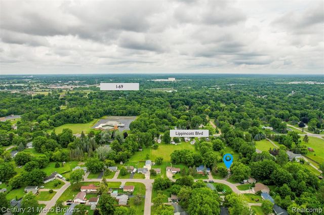 4373 Dexel Drive, Burton, MI 48519