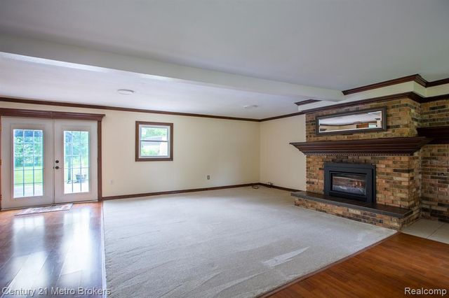 4373 Dexel Drive, Burton, MI 48519