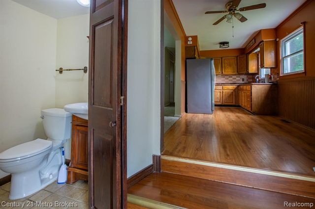4373 Dexel Drive, Burton, MI 48519