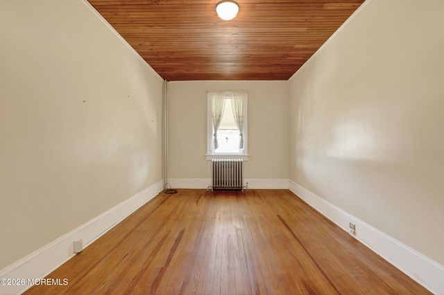 15 Hummingbird Way, Jackson, NJ 08527