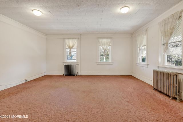 15 Hummingbird Way, Jackson, NJ 08527