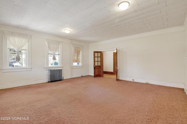 15 Hummingbird Way, Jackson, NJ 08527